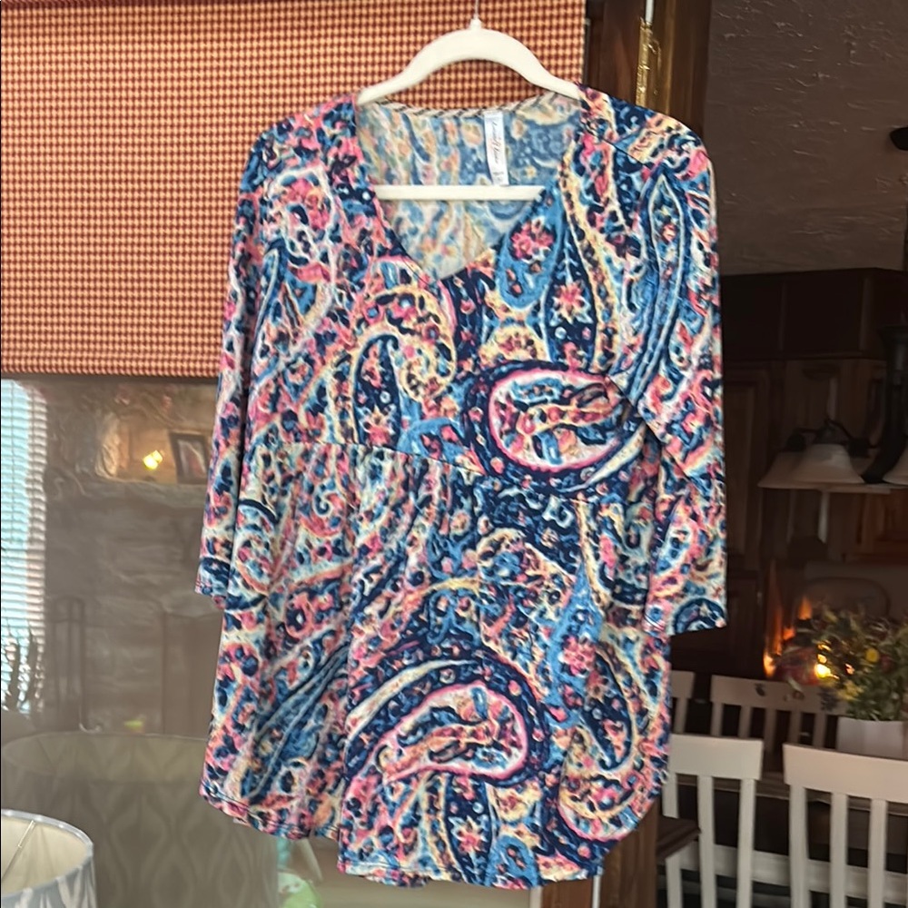 Colorful Paisley Print Tunic Top